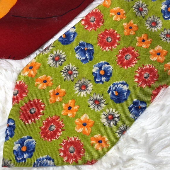 Jerry Garcia Red Tie & Gap Premium Authentic Neckwear Flower Tie Set of 2 Ties - Picture 4 of 9